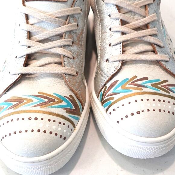 Sundance Karma of Charme Italian Handpainted Leather Sneakers - Picture 5 of 15